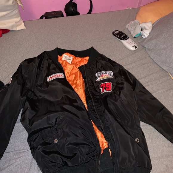 Jacket - Picture 2 of 5